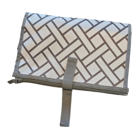 Nikkis Gift Change Mat Waterproof Diaper Changing Travel Portable Pad Bag Travel - Picture 2 of 10